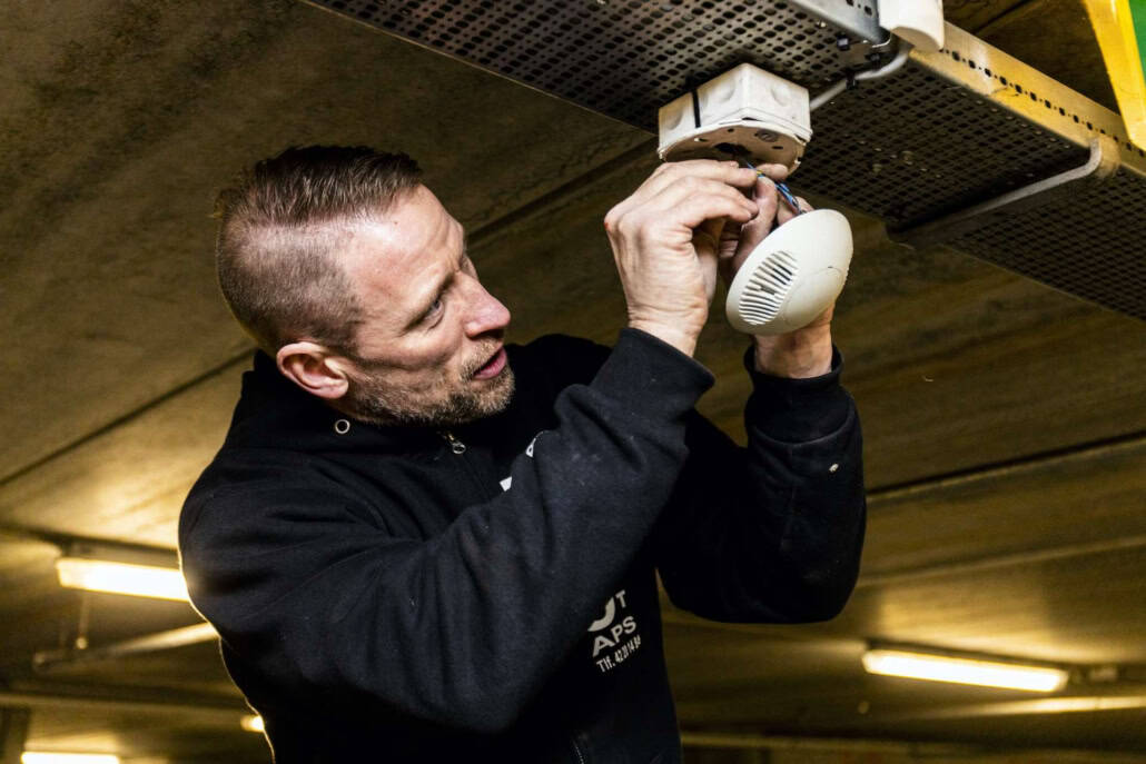 Opsætning af sensor i parkeringskælder